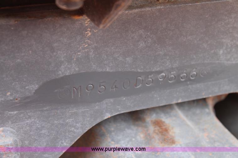 image for item AO9668 Kubota M9540 MFWD tractor