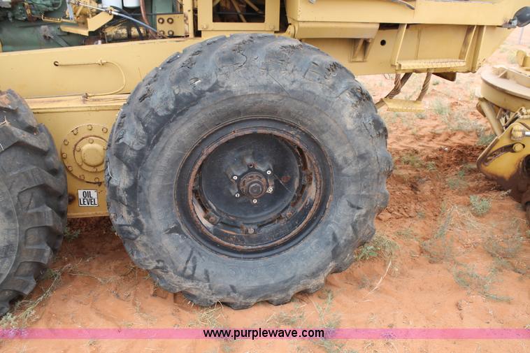 image for item AO9669 1988 Galion T500C motor grader