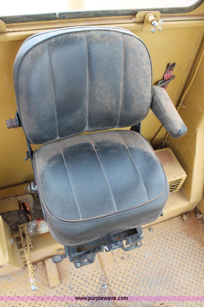 image for item AO9669 1988 Galion T500C motor grader