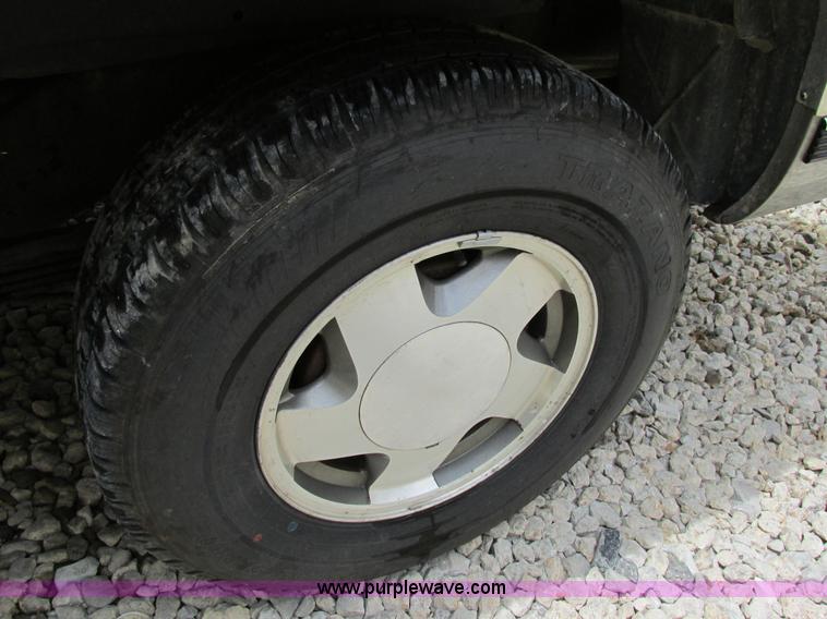 image for item AW9977 1999 Chevrolet Suburban K1500 SUV