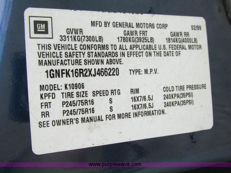 image for item AW9977 1999 Chevrolet Suburban K1500 SUV