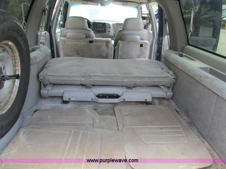 image for item AW9977 1999 Chevrolet Suburban K1500 SUV