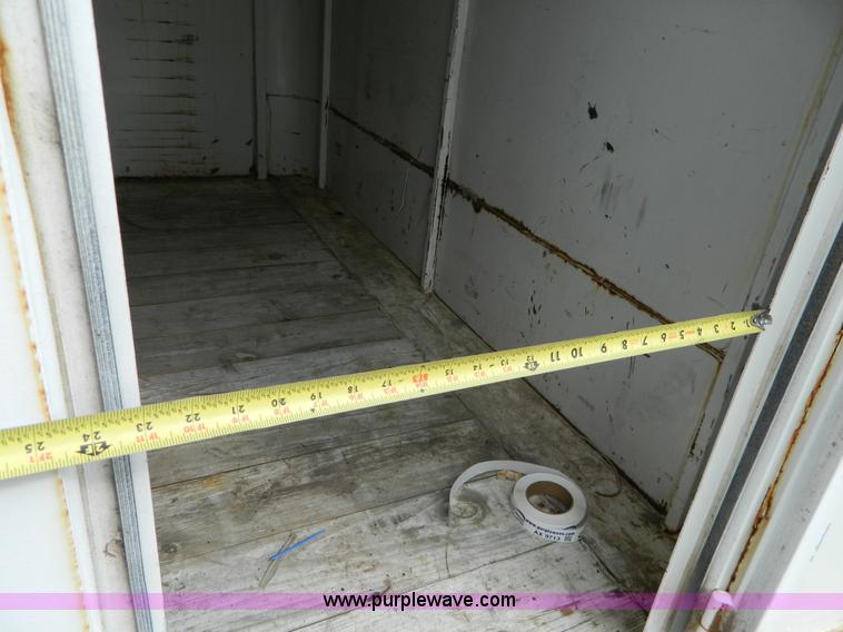 image for item AX9715 1996 WW enclosed trailer