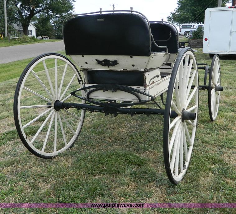 image for item AX9716 Surry horse drawn buggy