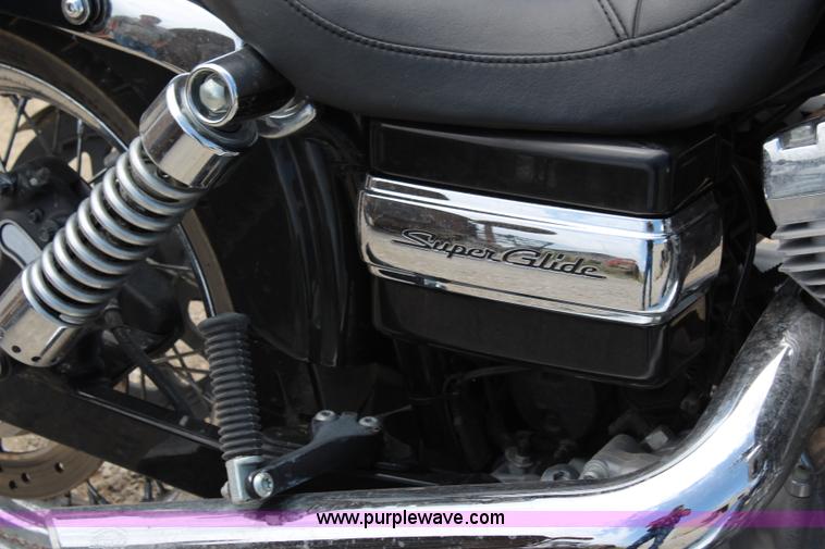 image for item BA9135 2007 Harley Davidson Super Glide motorcycle