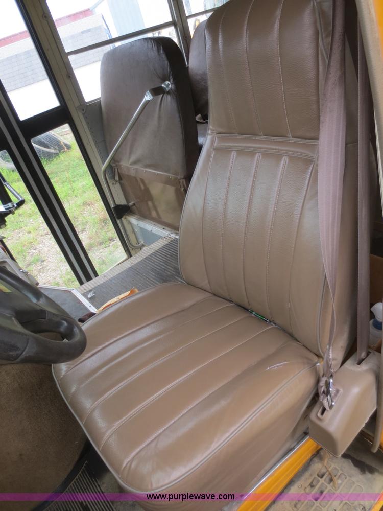 image for item D2110 1997 GMC Savana G3500 school bus