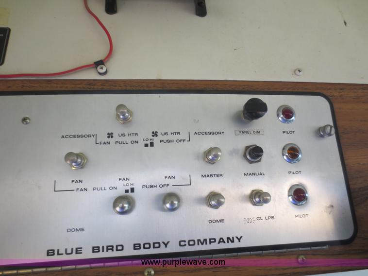 image for item D2110 1997 GMC Savana G3500 school bus