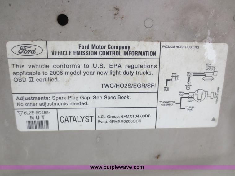 image for item D2111 2006 Ford Explorer XLS SUV