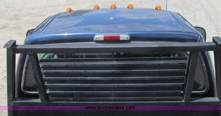 image for item E4927 2001 Ford F350 Super Duty XL flatbed truck