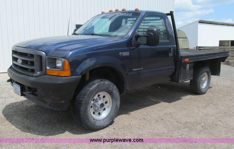 image for item E4927 2001 Ford F350 Super Duty XL flatbed truck