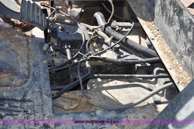 image for item F2049 2000 Case IH CX80 MFWD tractor