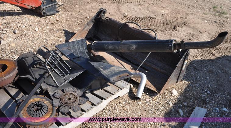 image for item F2049 2000 Case IH CX80 MFWD tractor