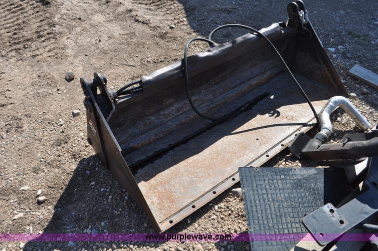 image for item F2049 2000 Case IH CX80 MFWD tractor