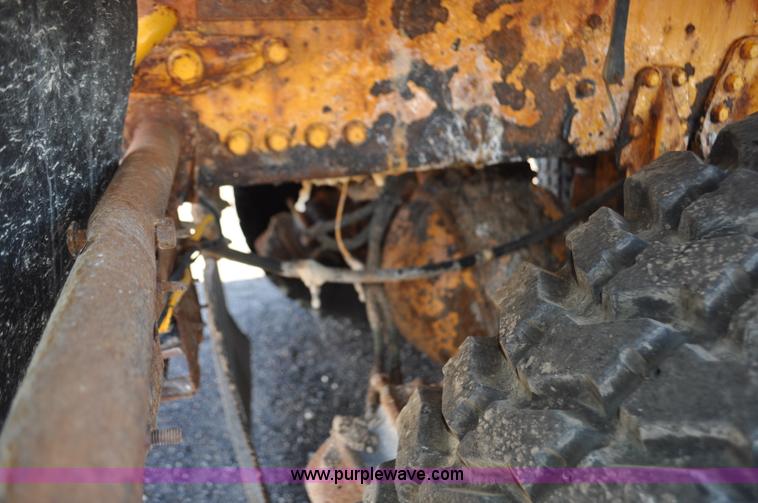 image for item F2051 1998 Oshkosh PA-2346 snow plow spreader truck