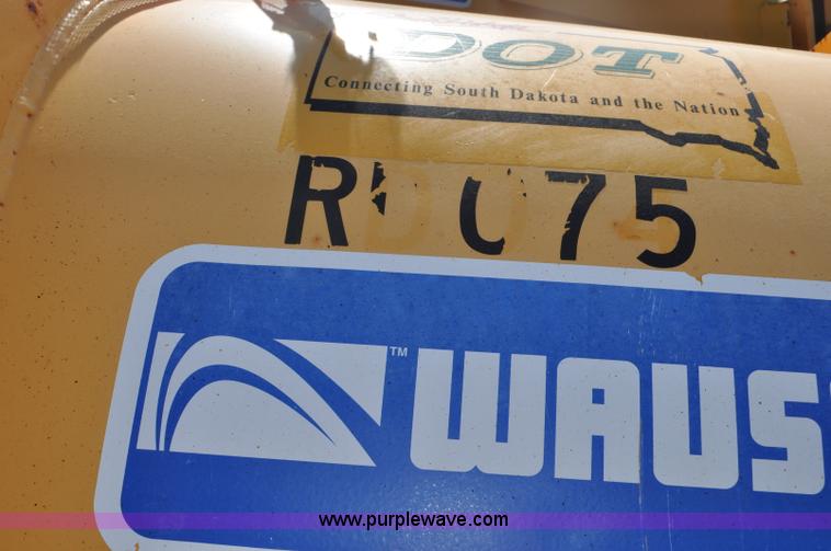 image for item F2051 1998 Oshkosh PA-2346 snow plow spreader truck