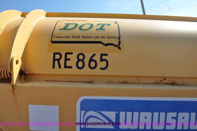 image for item F2051 1998 Oshkosh PA-2346 snow plow spreader truck