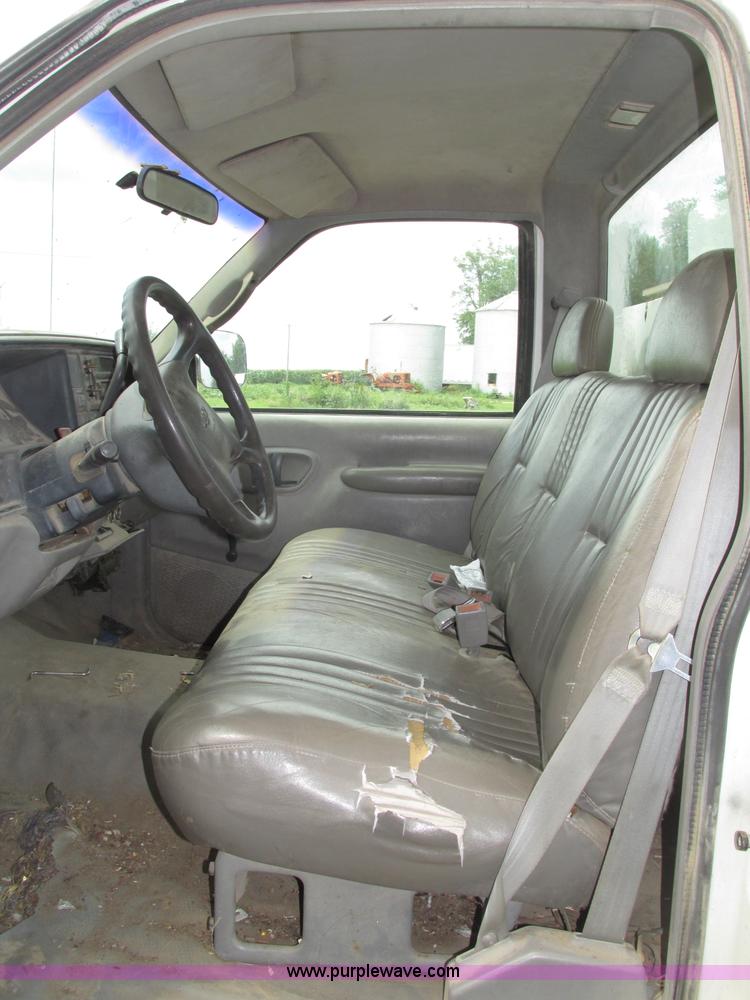 image for item F7449 1995 Chevrolet 2500 utility truck