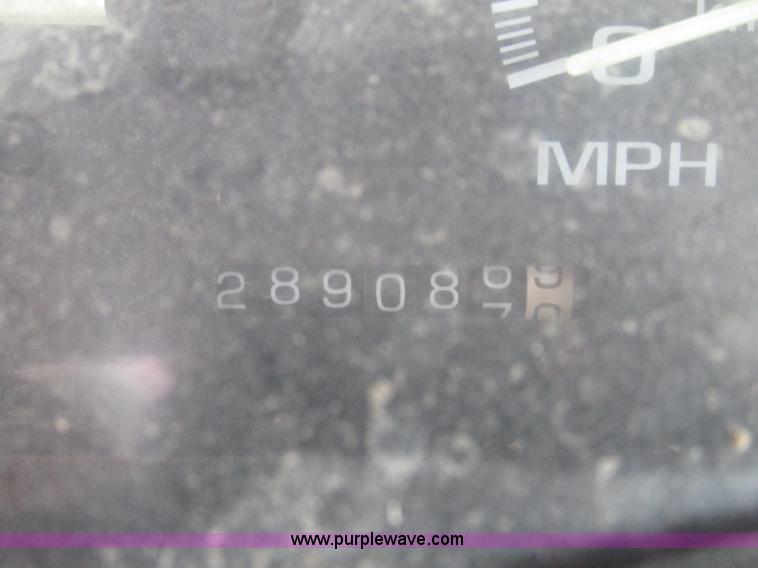 image for item F7449 1995 Chevrolet 2500 utility truck