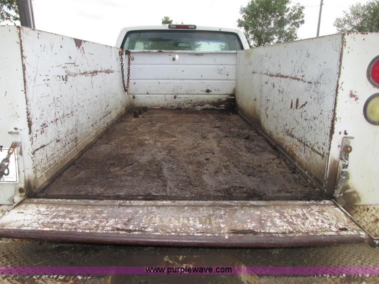 image for item F7449 1995 Chevrolet 2500 utility truck