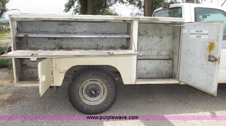 image for item F7449 1995 Chevrolet 2500 utility truck