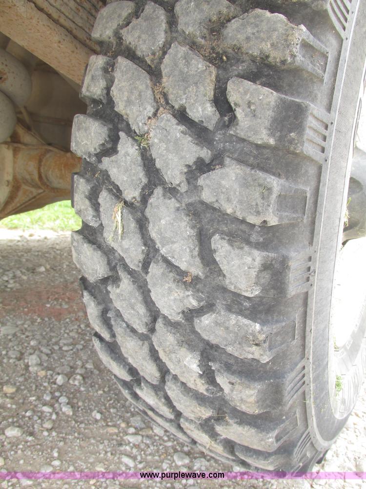 image for item F7449 1995 Chevrolet 2500 utility truck