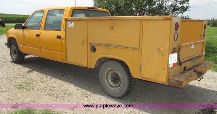image for item F7450 1997 Chevrolet Cheyenne 3500 Crew Cab service truck