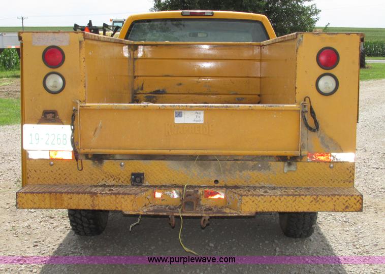image for item F7450 1997 Chevrolet Cheyenne 3500 Crew Cab service truck