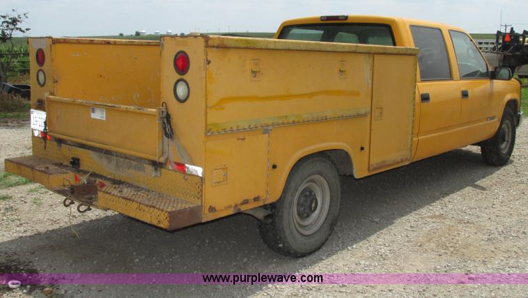 image for item F7450 1997 Chevrolet Cheyenne 3500 Crew Cab service truck