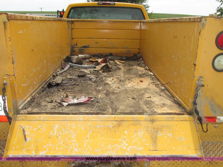 image for item F7450 1997 Chevrolet Cheyenne 3500 Crew Cab service truck