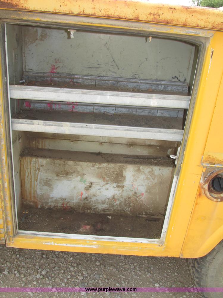 image for item F7450 1997 Chevrolet Cheyenne 3500 Crew Cab service truck