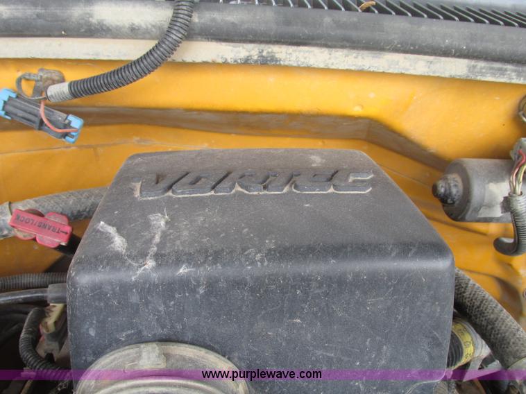 image for item F7450 1997 Chevrolet Cheyenne 3500 Crew Cab service truck