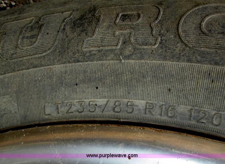 image for item F7450 1997 Chevrolet Cheyenne 3500 Crew Cab service truck