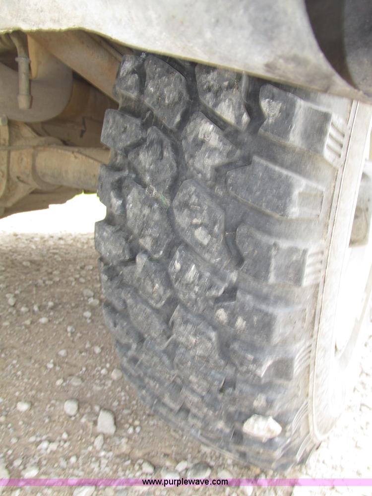 image for item F7450 1997 Chevrolet Cheyenne 3500 Crew Cab service truck