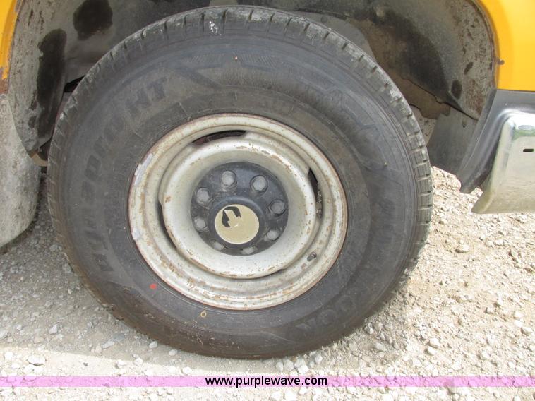 image for item F7450 1997 Chevrolet Cheyenne 3500 Crew Cab service truck