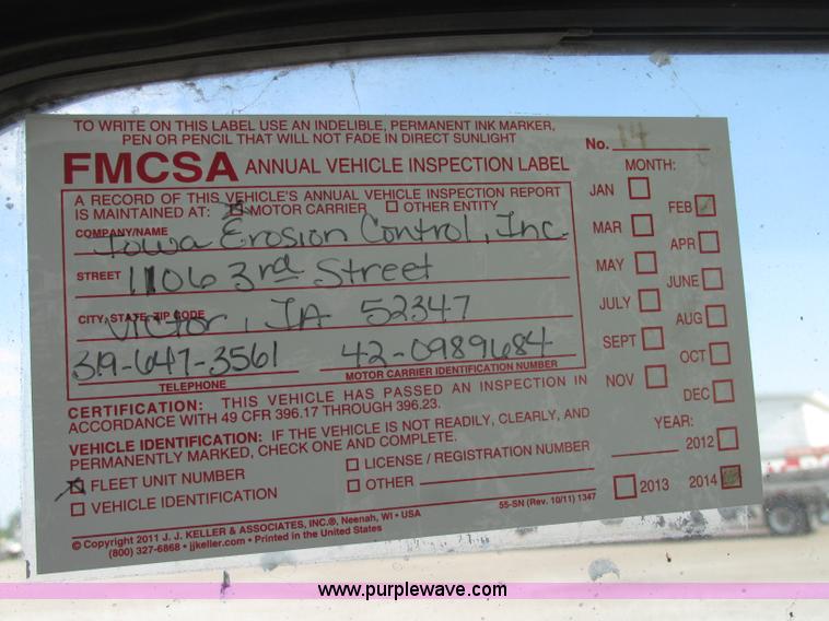 image for item F7460 1993 Ford F350 XL cab and chassis