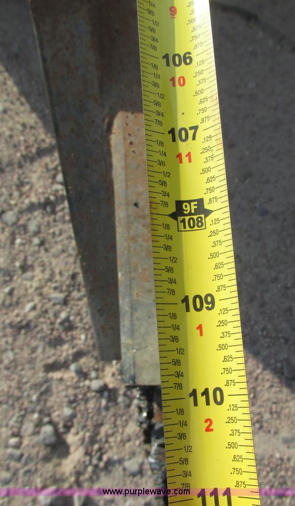 image for item F7460 1993 Ford F350 XL cab and chassis