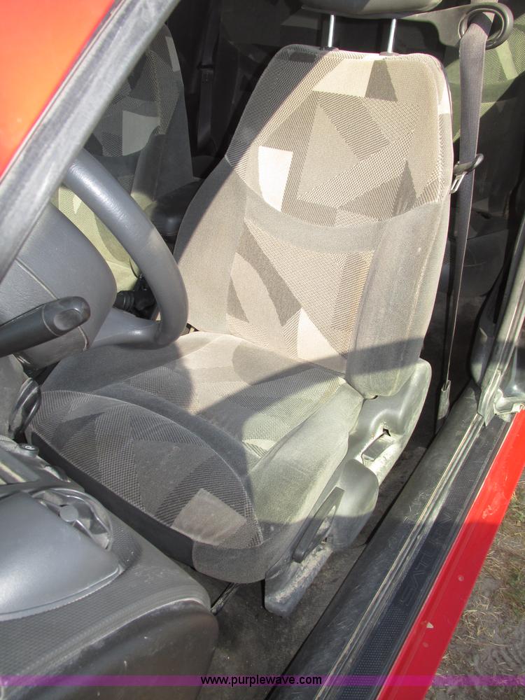 image for item F7461 2003 Saturn ION Quad Coupe 3