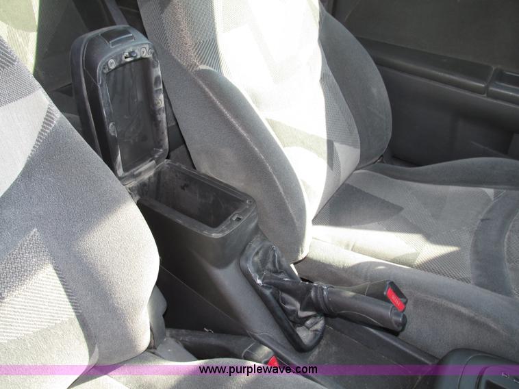 image for item F7461 2003 Saturn ION Quad Coupe 3