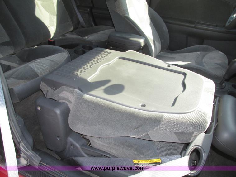 image for item F7461 2003 Saturn ION Quad Coupe 3