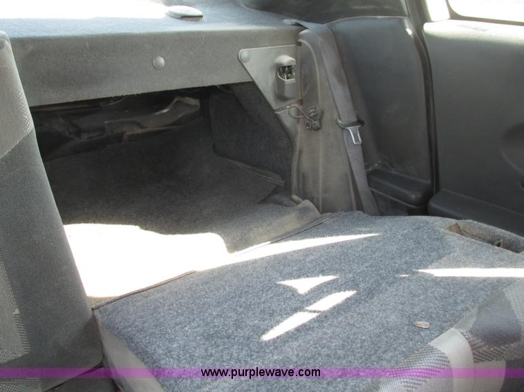 image for item F7461 2003 Saturn ION Quad Coupe 3