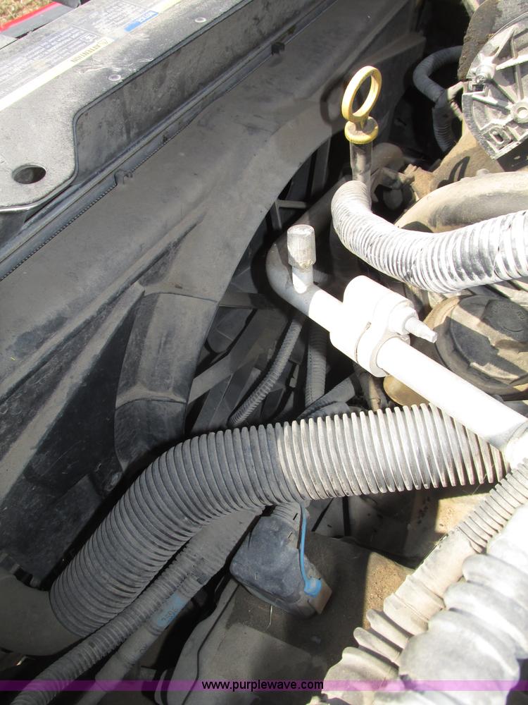 image for item F7461 2003 Saturn ION Quad Coupe 3