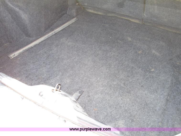 image for item F7461 2003 Saturn ION Quad Coupe 3