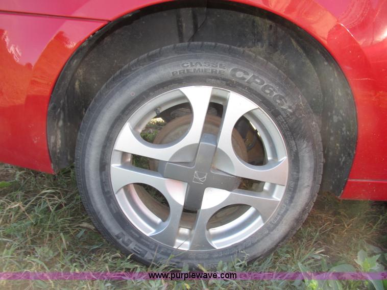 image for item F7461 2003 Saturn ION Quad Coupe 3