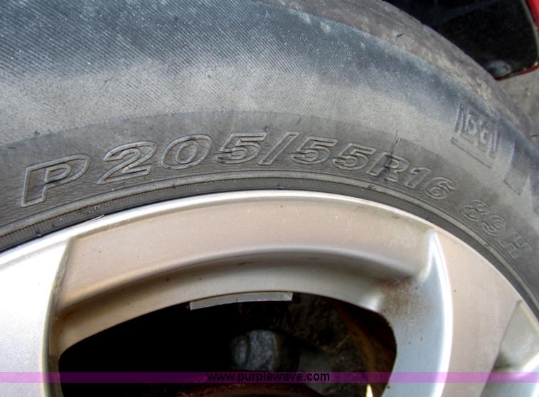 image for item F7461 2003 Saturn ION Quad Coupe 3