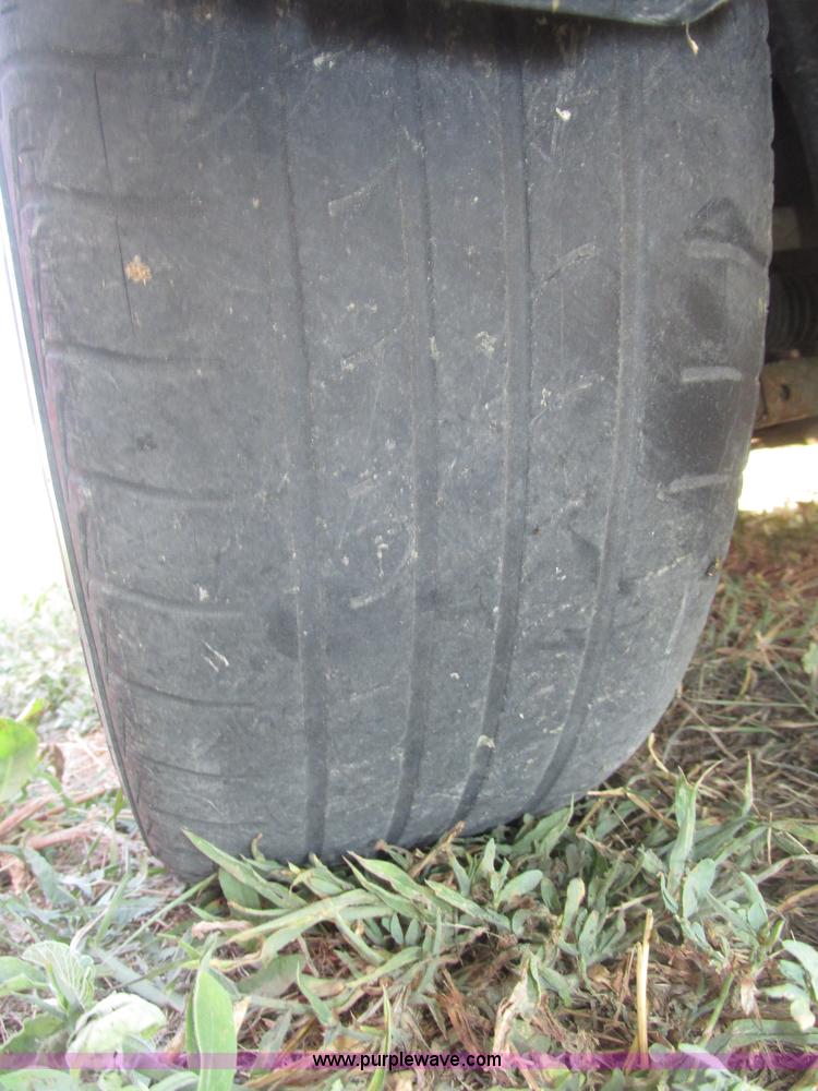 image for item F7461 2003 Saturn ION Quad Coupe 3