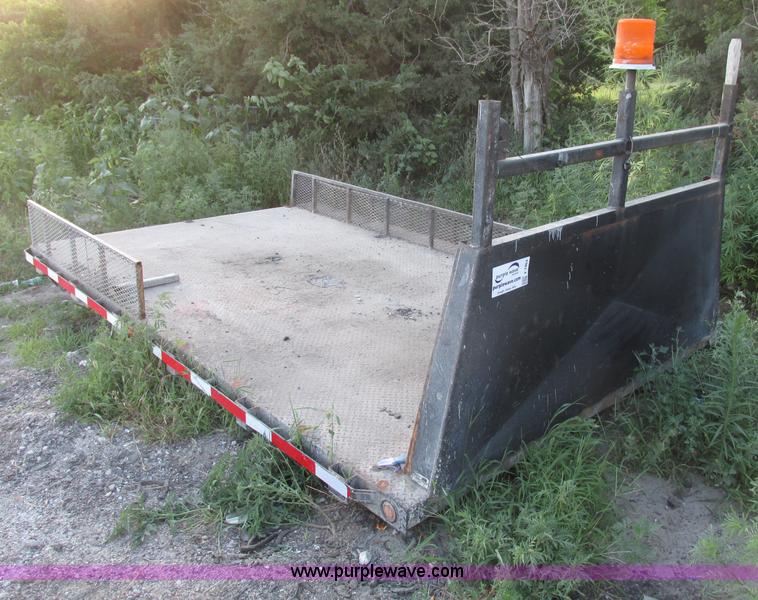 image for item F7464 Cadet flatbed