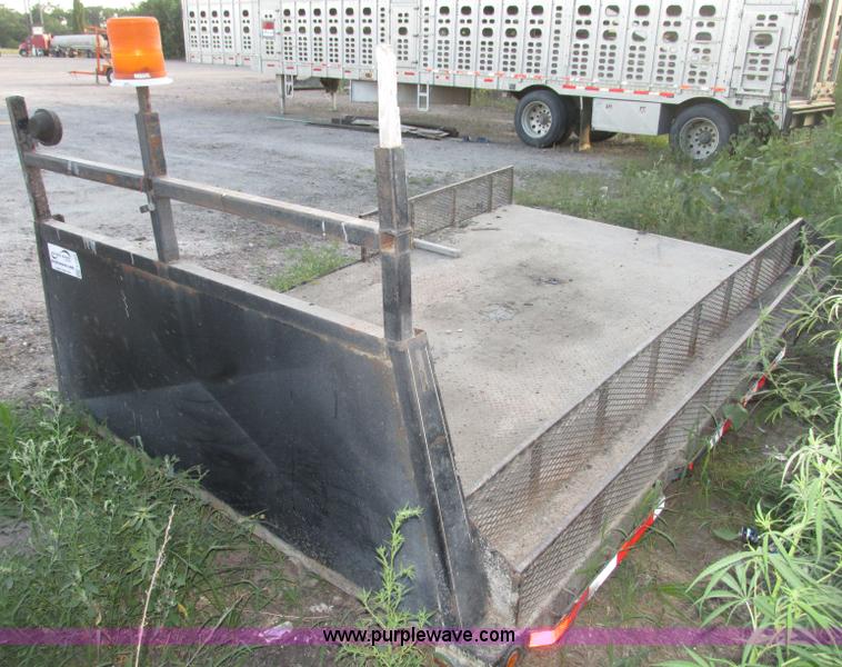 image for item F7464 Cadet flatbed