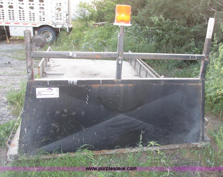 image for item F7464 Cadet flatbed