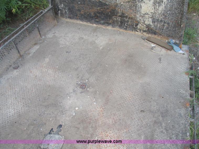 image for item F7464 Cadet flatbed