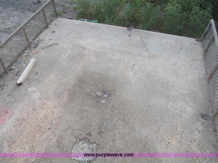 image for item F7464 Cadet flatbed